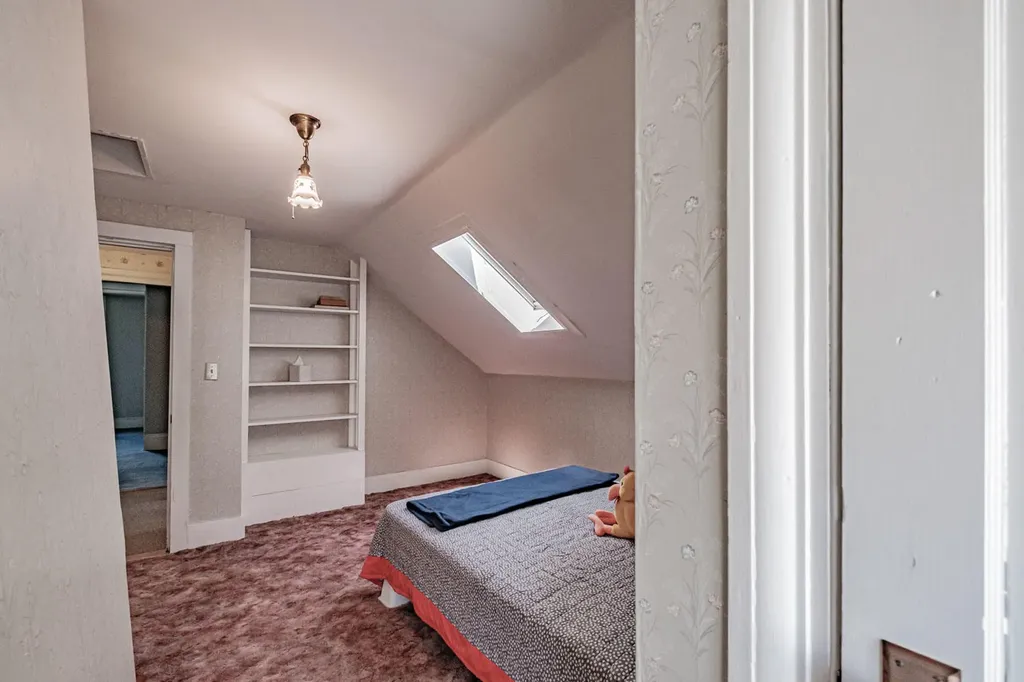 17 Maverick Street Rockland ME 04841