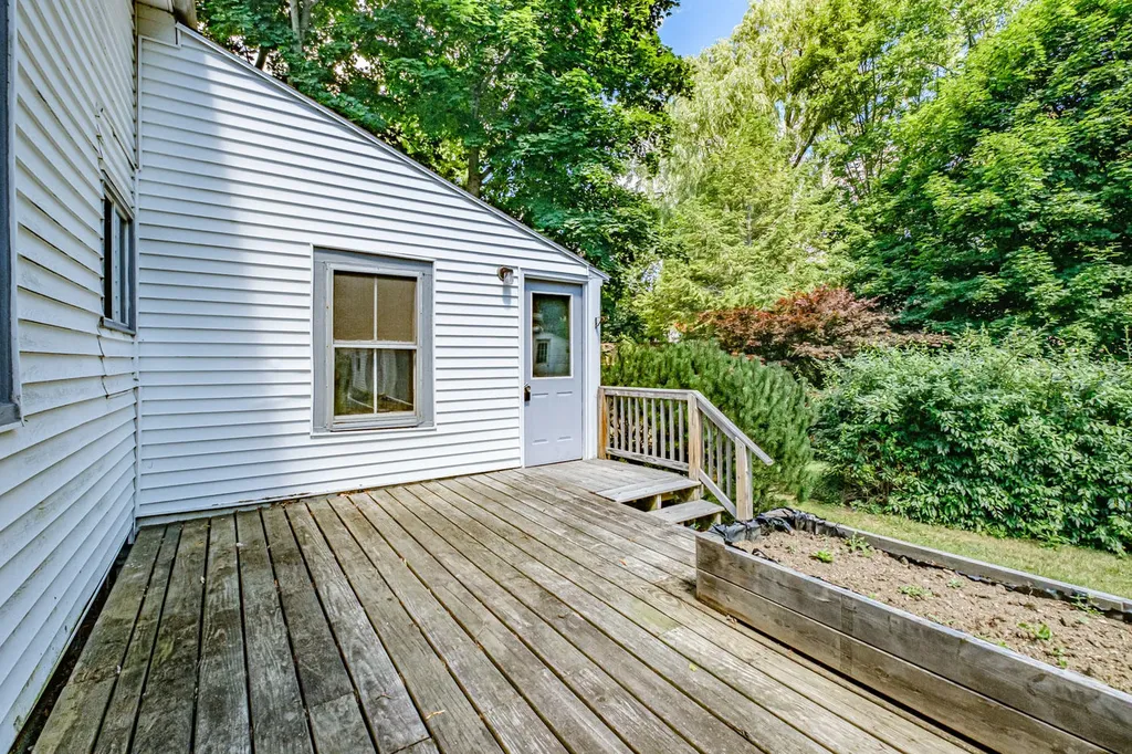 17 Maverick Street Rockland ME 04841