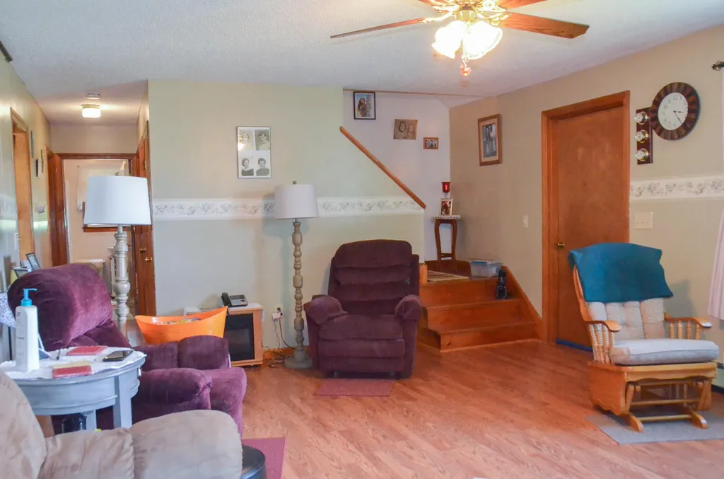 303 Whitefield Road Pittston ME 04345