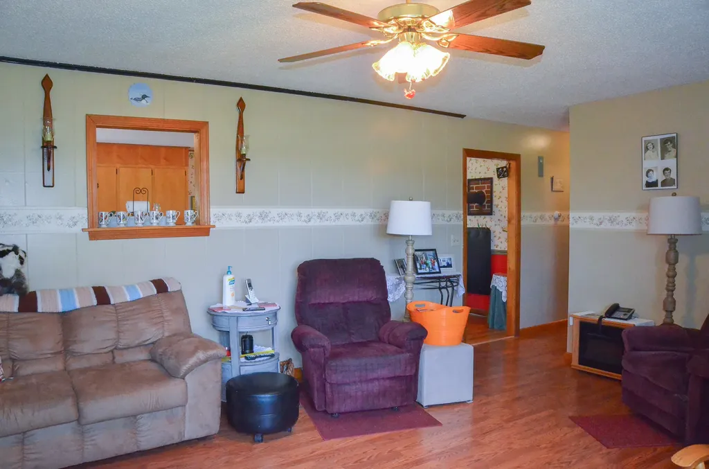 303 Whitefield Road Pittston ME 04345