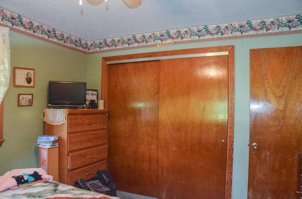 303 Whitefield Road Pittston ME 04345