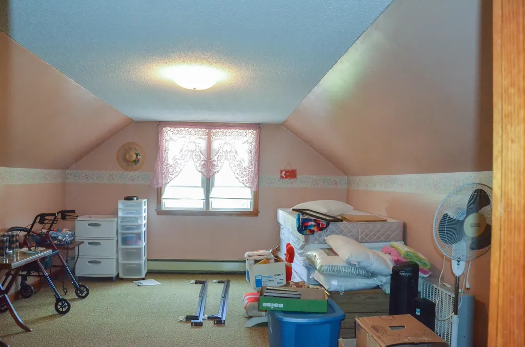 303 Whitefield Road Pittston ME 04345