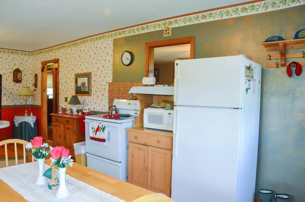 303 Whitefield Road Pittston ME 04345