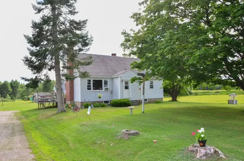 303 Whitefield Road Pittston ME 04345