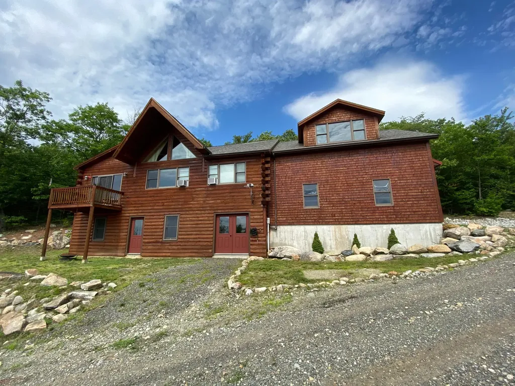 231 Hampshire Hill Road New Sharon ME 04955