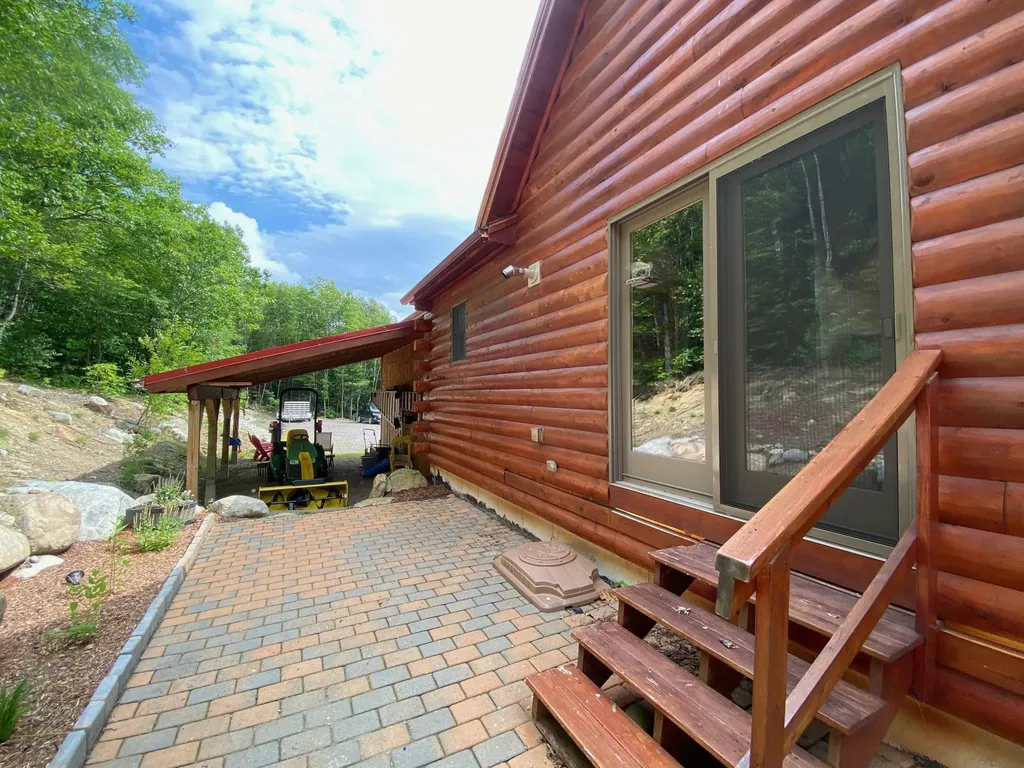 231 Hampshire Hill Road New Sharon ME 04955