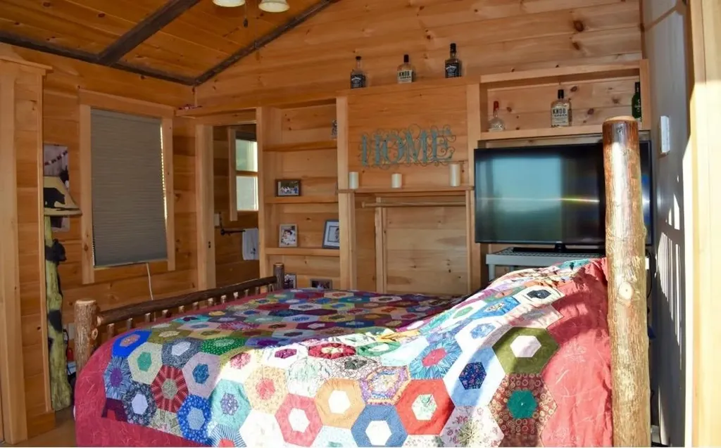 231 Hampshire Hill Road New Sharon ME 04955