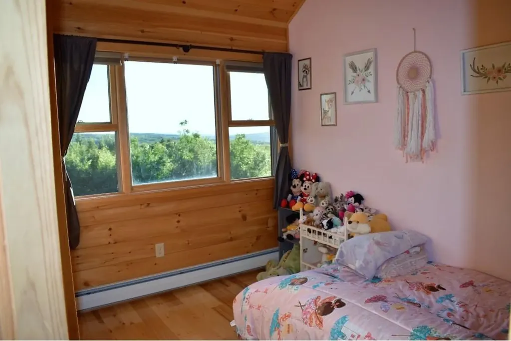 231 Hampshire Hill Road New Sharon ME 04955