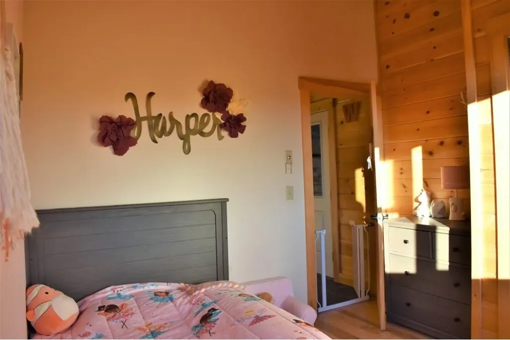 231 Hampshire Hill Road New Sharon ME 04955