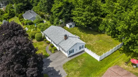 4 Raydon Road York ME 03909