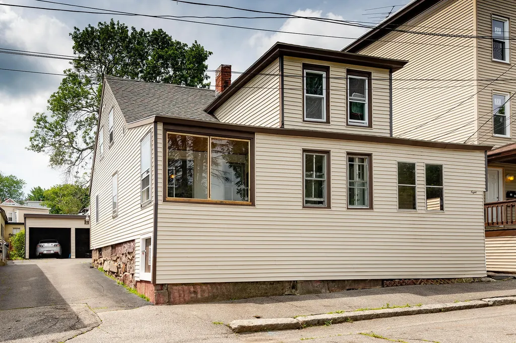 8 Cross Street Biddeford ME 04005