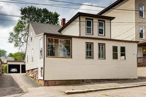 8 Cross Street Biddeford ME 04005