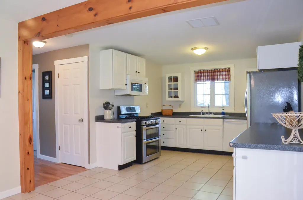 7 Barton Road Jefferson ME 04348