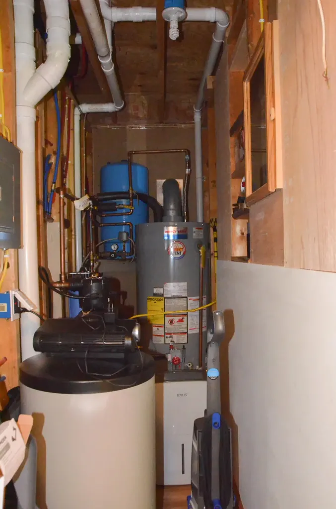 7 Barton Road Jefferson ME 04348