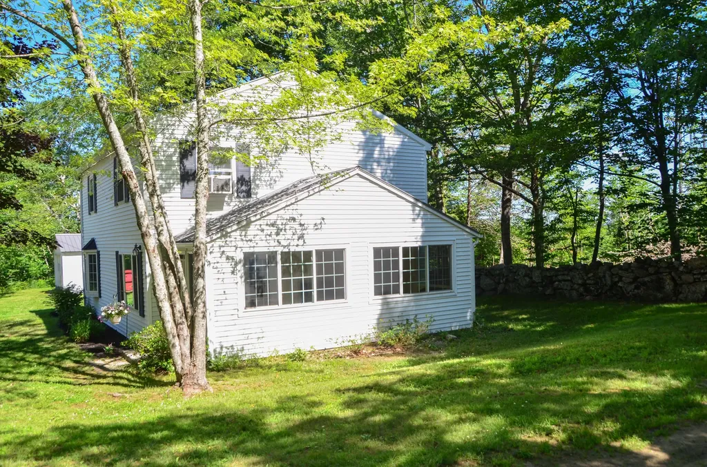 7 Barton Road Jefferson ME 04348