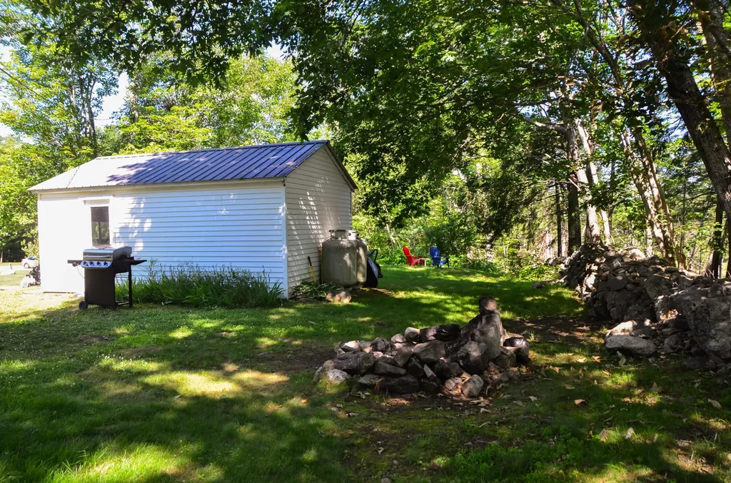 7 Barton Road Jefferson ME 04348