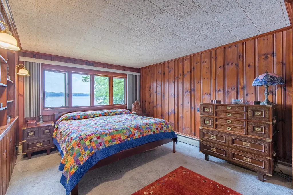 66 Thomas Pond Terrace Road Raymond ME 04071