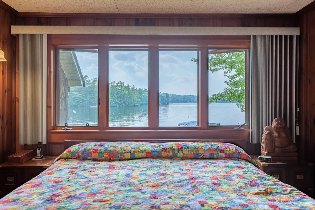 66 Thomas Pond Terrace Road Raymond ME 04071