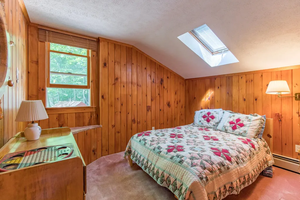 66 Thomas Pond Terrace Road Raymond ME 04071