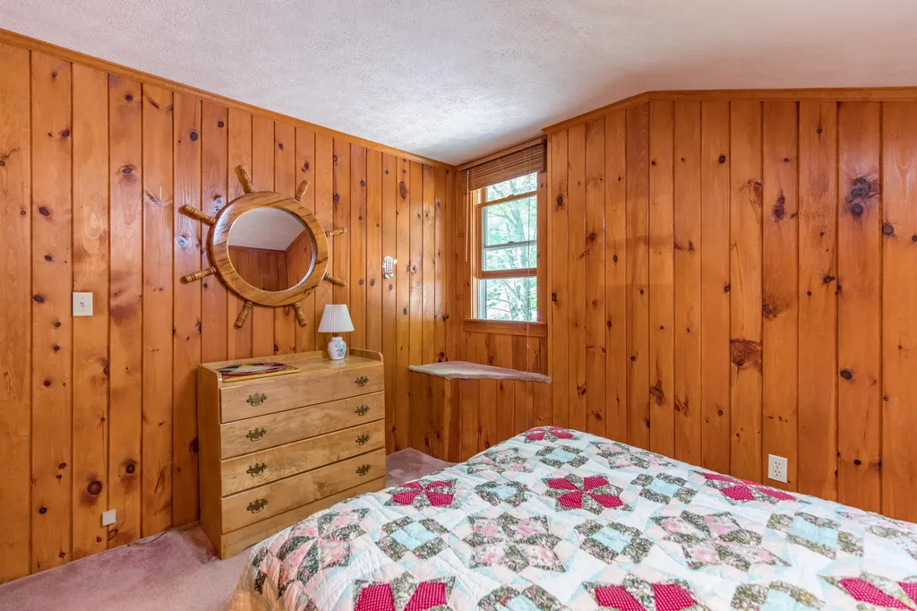 66 Thomas Pond Terrace Road Raymond ME 04071