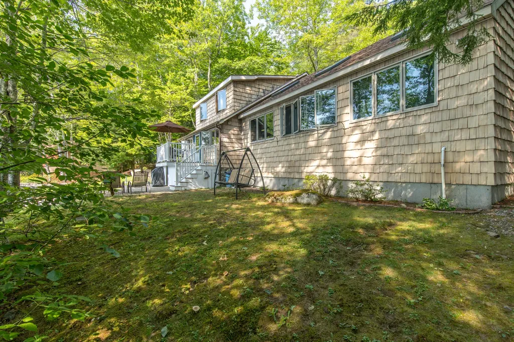 66 Thomas Pond Terrace Road Raymond ME 04071