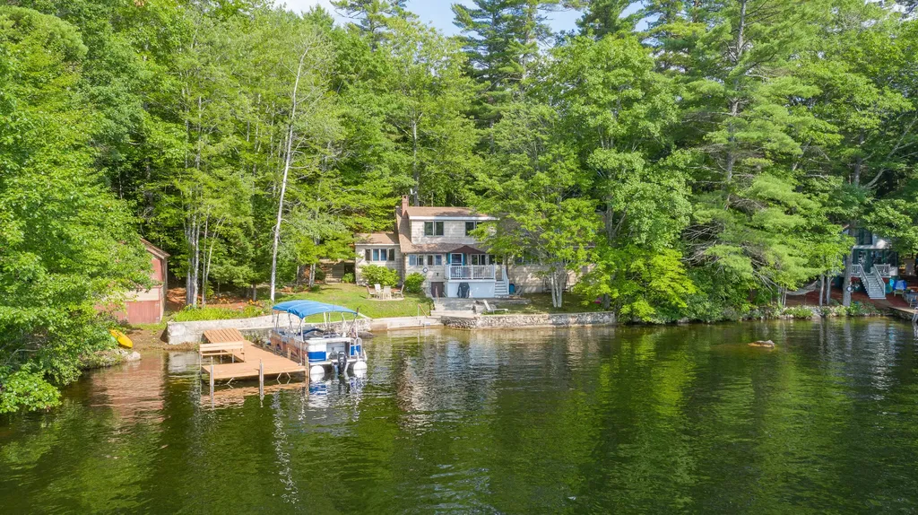 66 Thomas Pond Terrace Road Raymond ME 04071