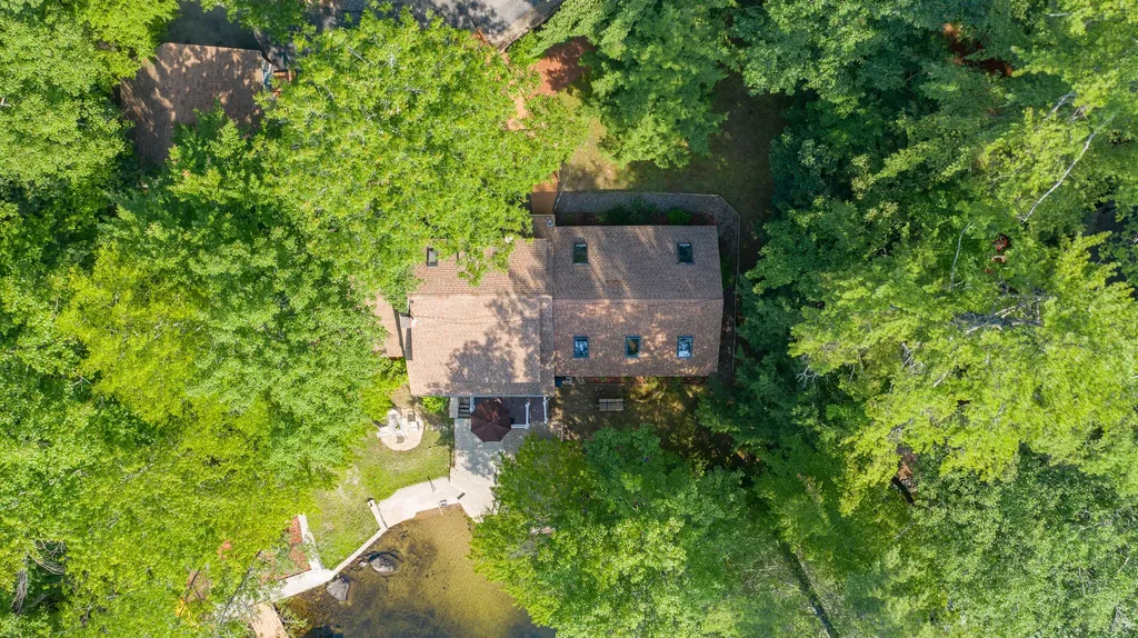 66 Thomas Pond Terrace Road Raymond ME 04071