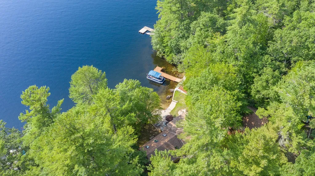 66 Thomas Pond Terrace Road Raymond ME 04071