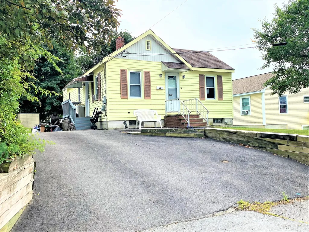 240 Longfellow Street Westbrook ME 04092