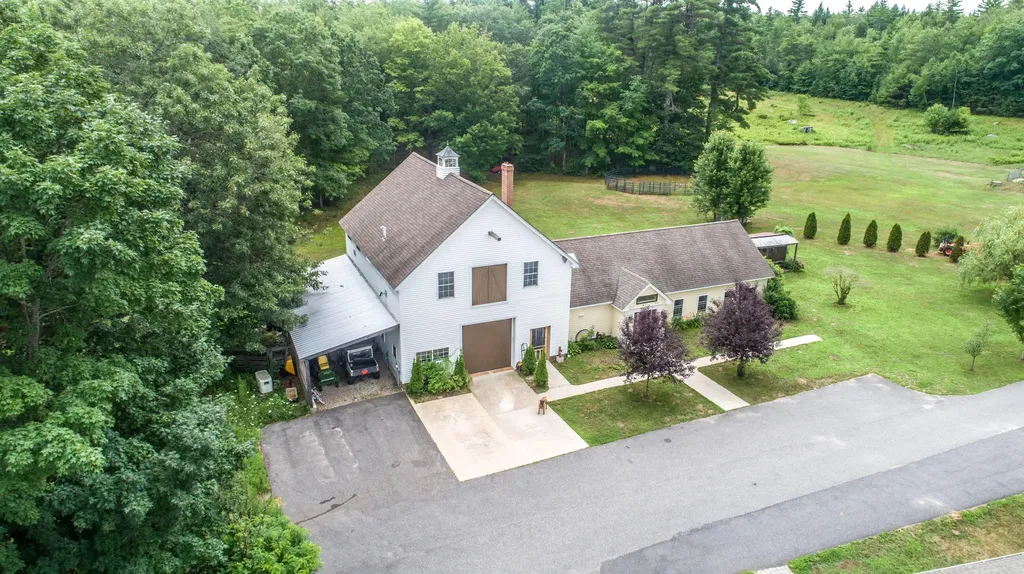 5 Willow Lane Alfred ME 04002