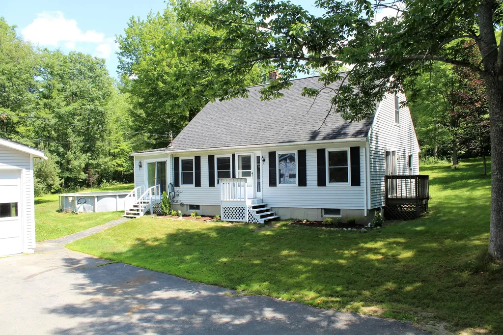 807 Ridge Road Windsor ME 04363