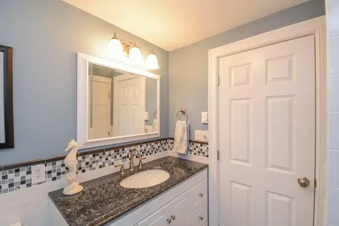 212 Island Beach Road Wells ME 04090