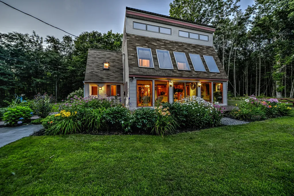 653 Brunswick Road Richmond ME 04357