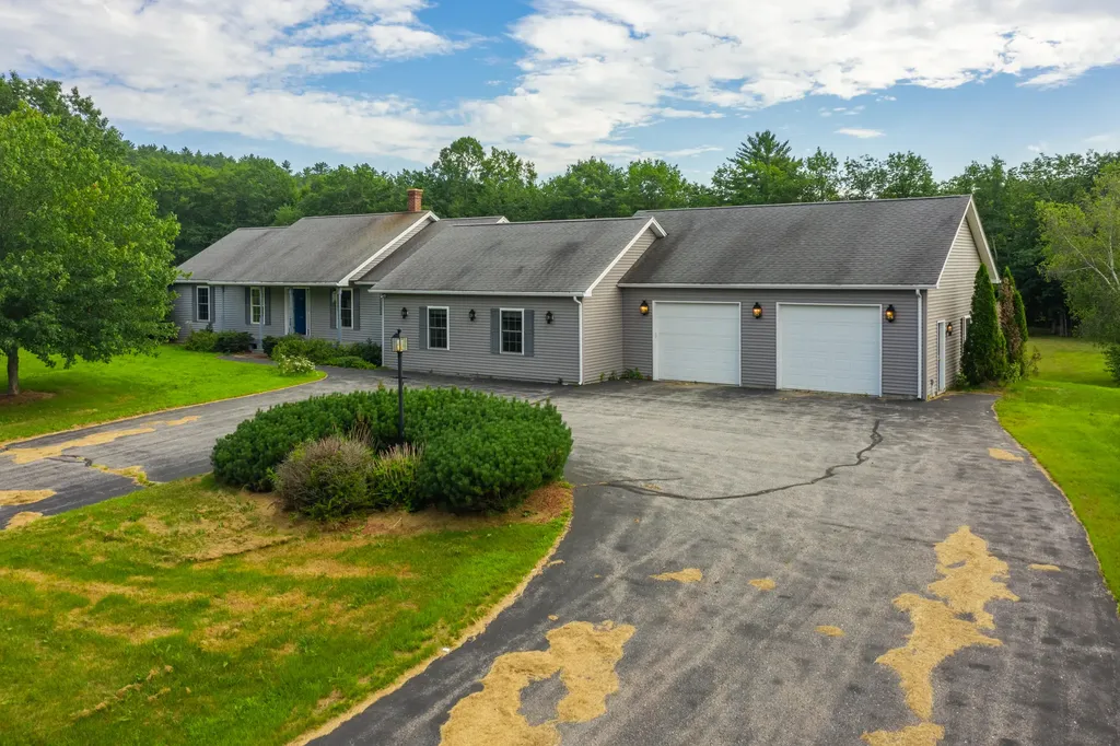 75 Nezinscot Drive Turner ME 04282