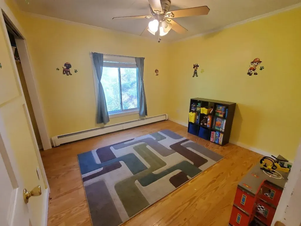 121 Sunset Avenue Farmington ME 04938