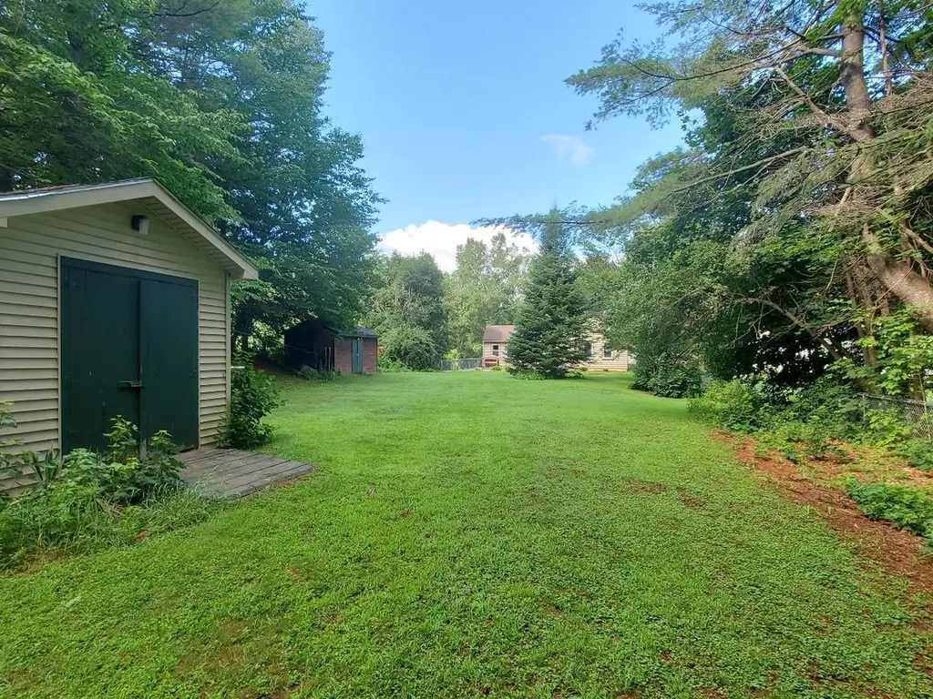 121 Sunset Avenue Farmington ME 04938