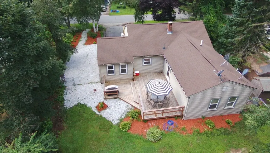 121 Sunset Avenue Farmington ME 04938