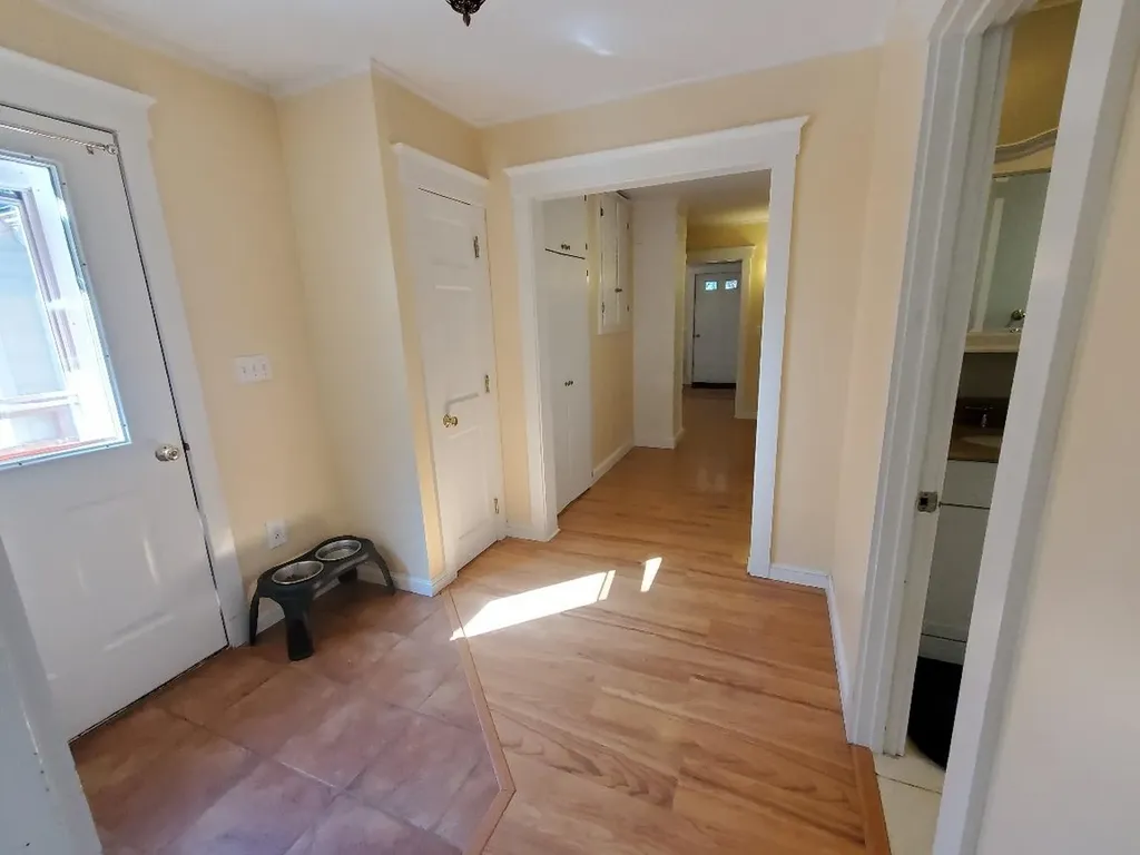 121 Sunset Avenue Farmington ME 04938