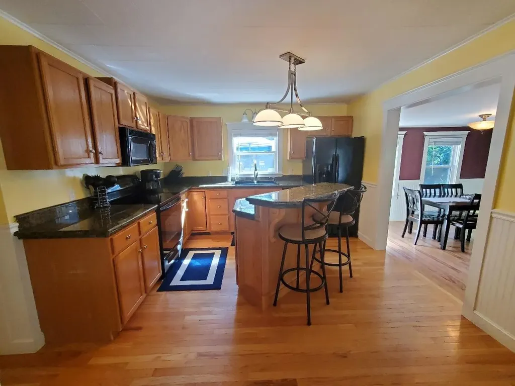 121 Sunset Avenue Farmington ME 04938
