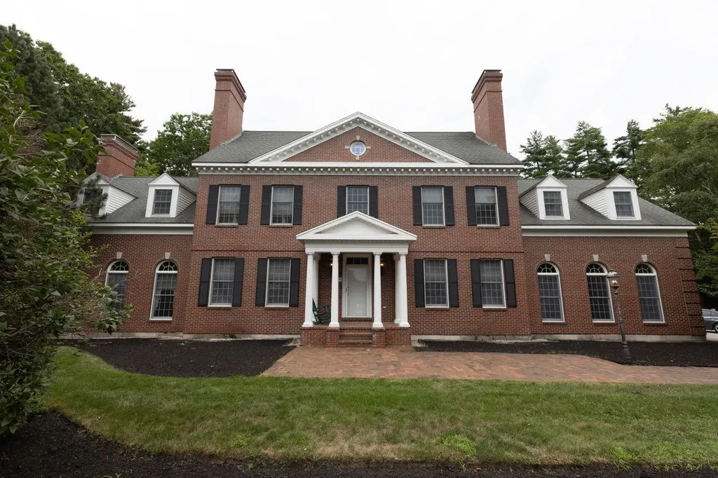 20 Freeman Court Windham ME 04062