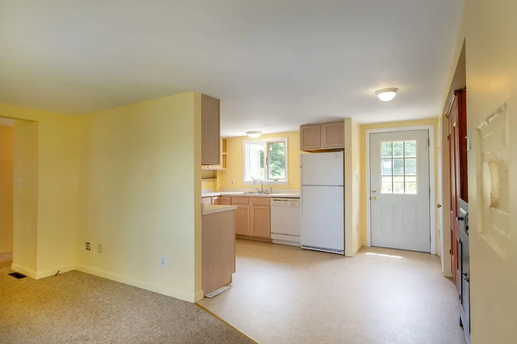 118 Fort Road Edgecomb ME 04556