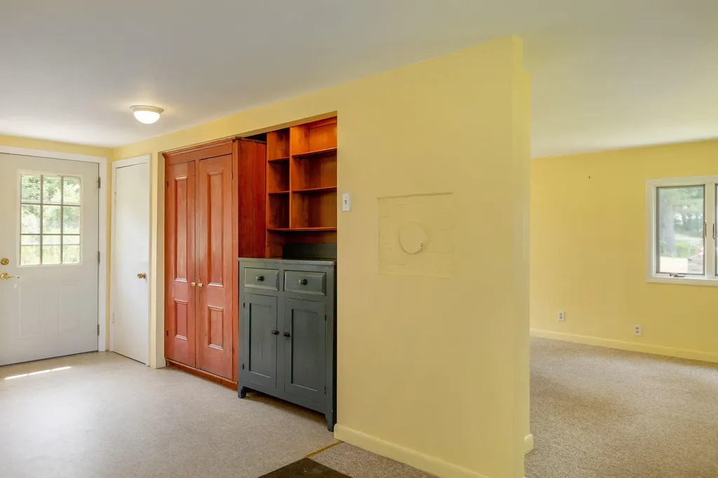 118 Fort Road Edgecomb ME 04556