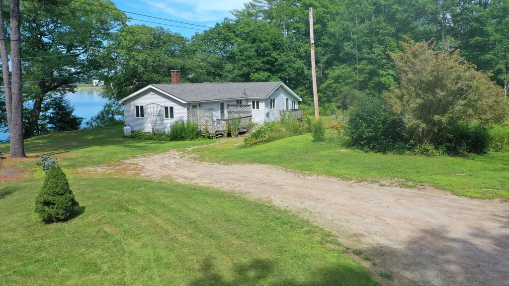 118 Fort Road Edgecomb ME 04556