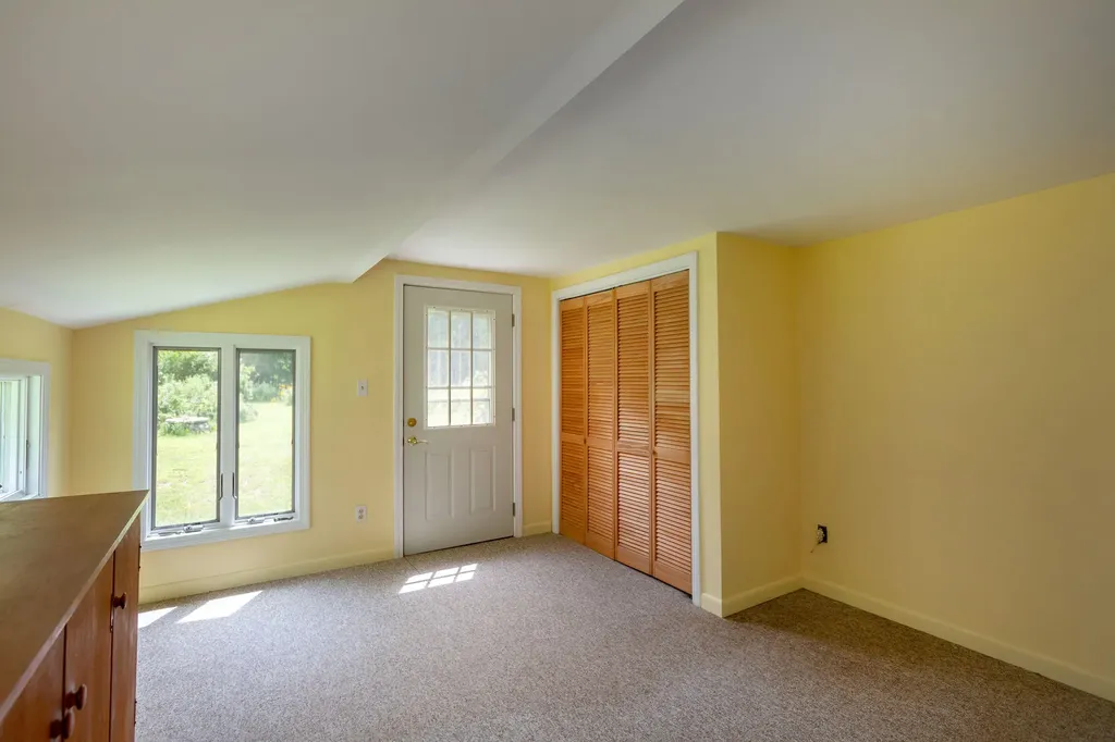 118 Fort Road Edgecomb ME 04556
