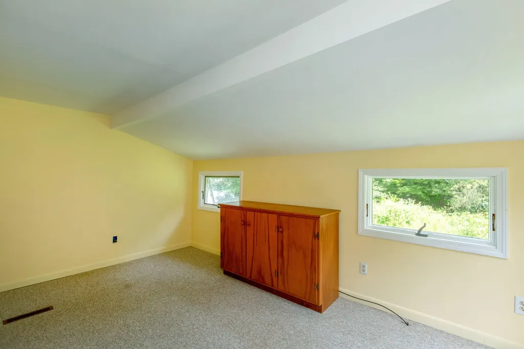 118 Fort Road Edgecomb ME 04556