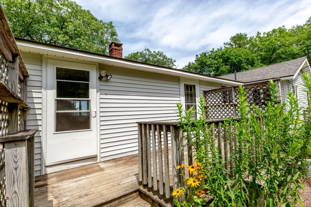 118 Fort Road Edgecomb ME 04556