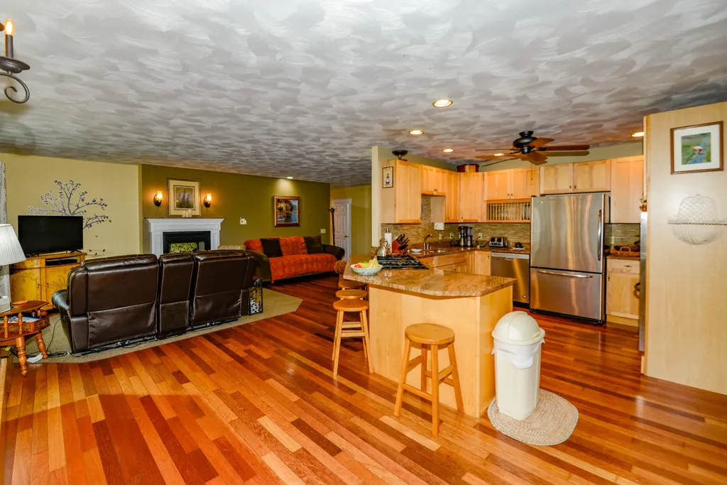 89 Cliffside Road Casco ME 04015