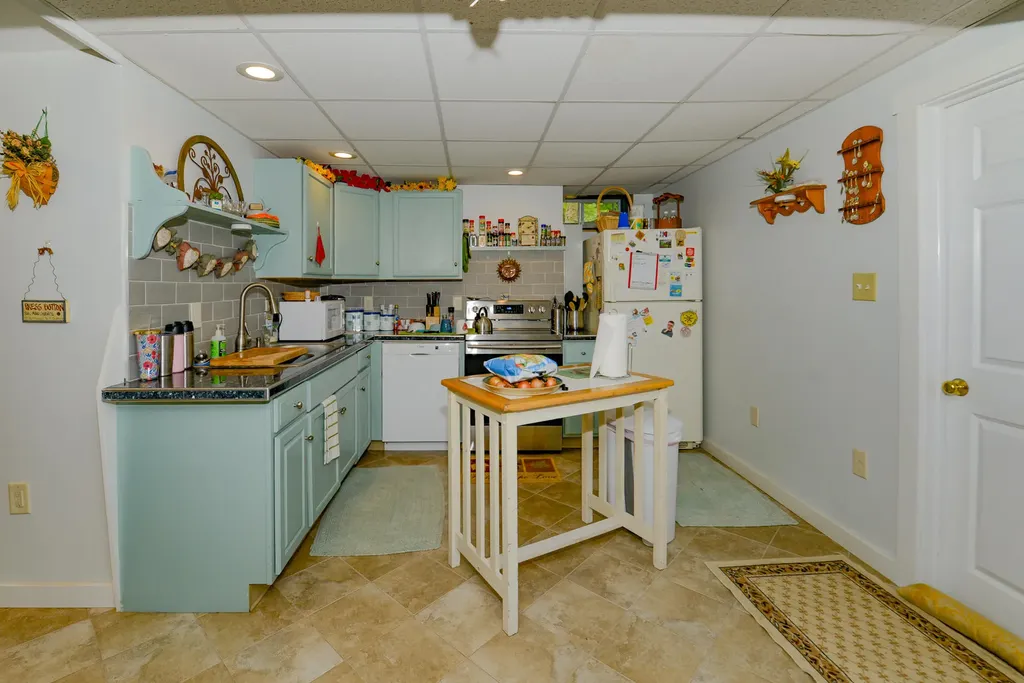 89 Cliffside Road Casco ME 04015