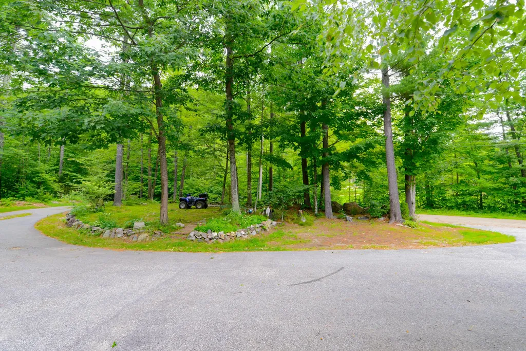 89 Cliffside Road Casco ME 04015