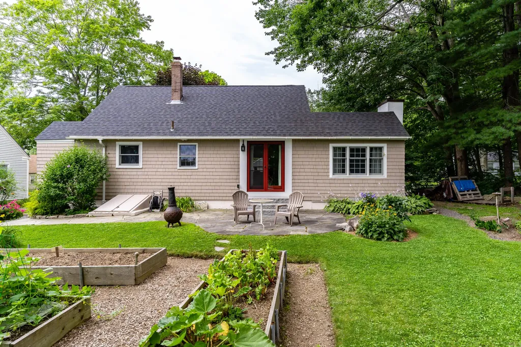 77 Torrey Street Portland ME 04103